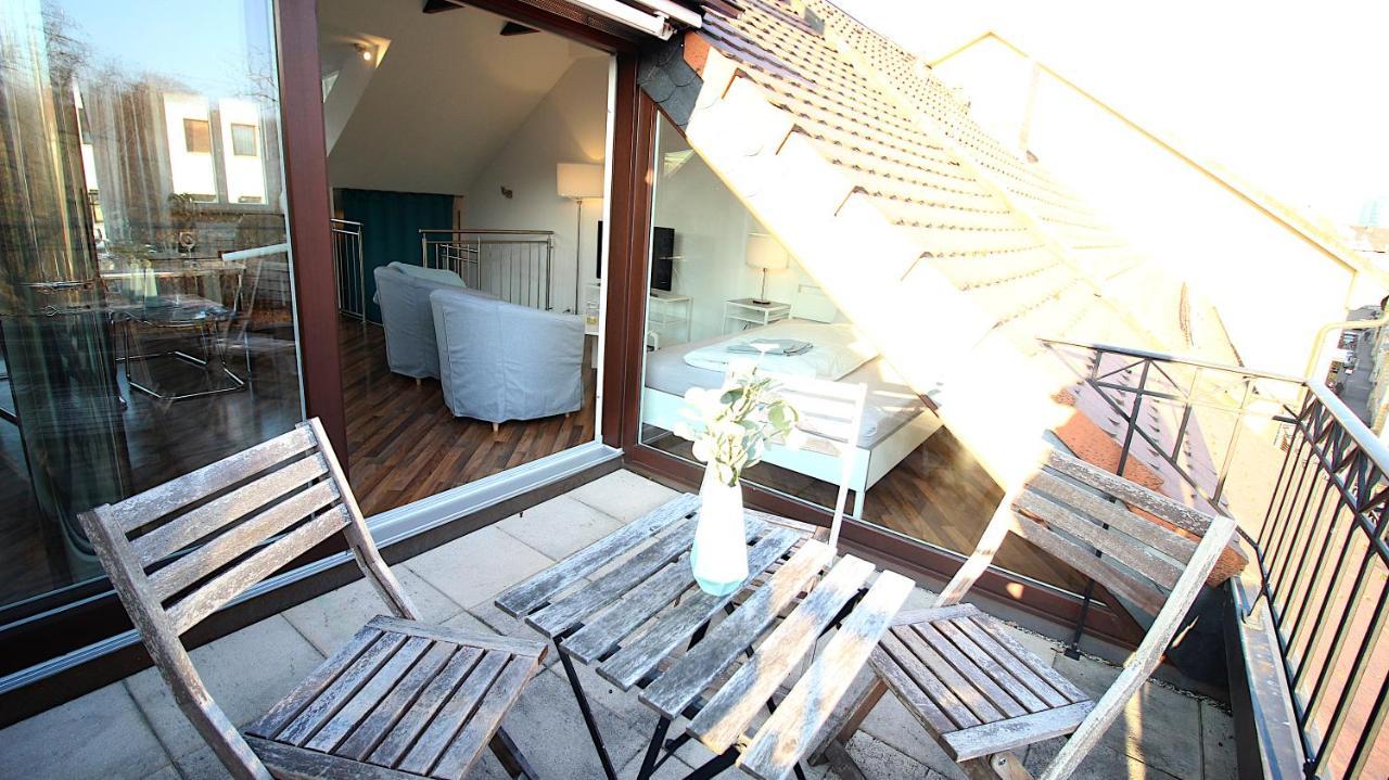 Idyllic Setting In Center - Bright & Modern Apartment Wurzburg Bagian luar foto